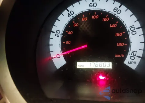 2014 Toyota Tacoma Base V6 из США, поврежденный, VIN 3TMLU4EN3EM139587